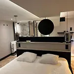 Palace Luxe At The *